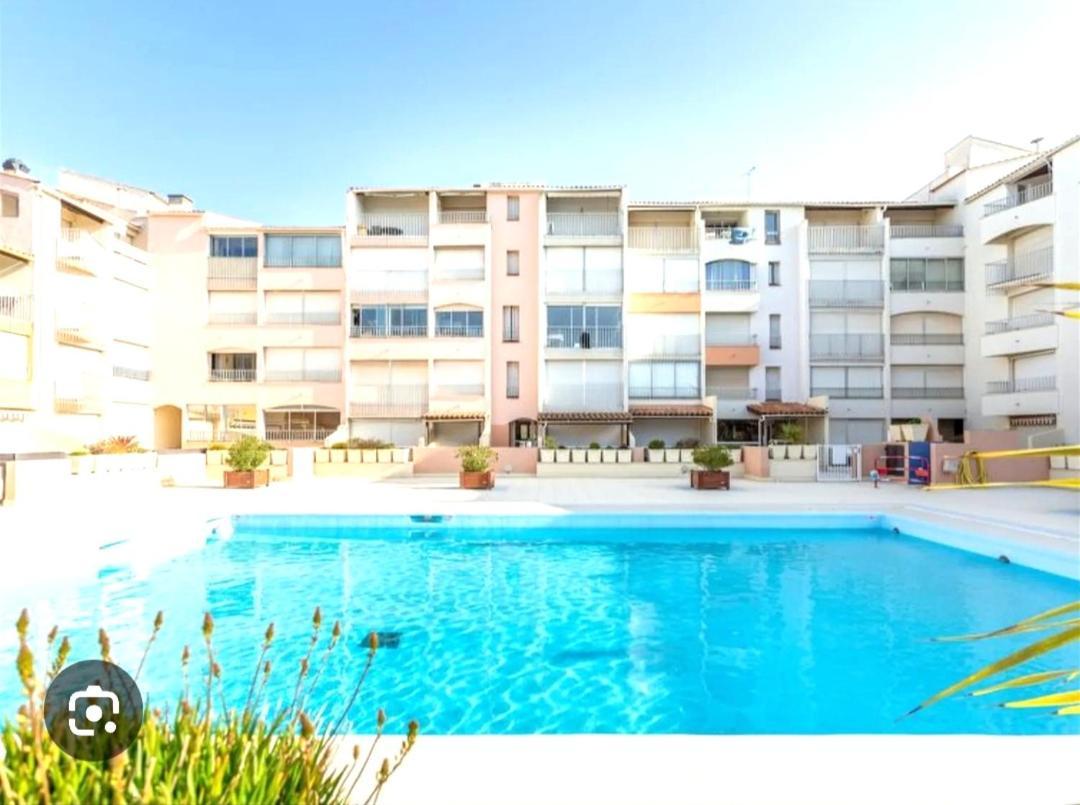 Centre Port,Studio Cosy,Vue Piscine Et Sur Le Parking Prive Ainsi Que Le Mont Saint Martin آجد المظهر الخارجي الصورة