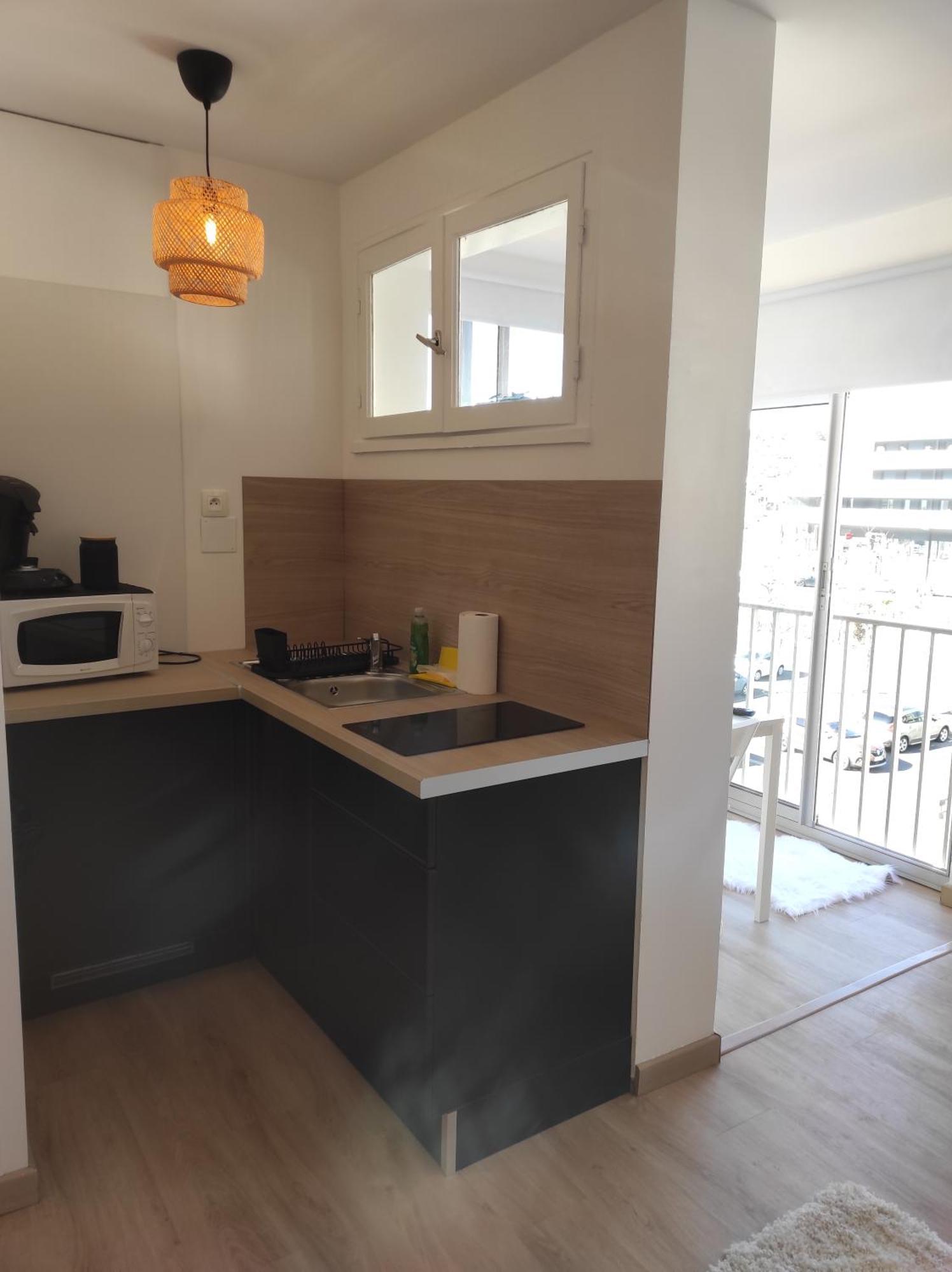 Centre Port,Studio Cosy,Vue Piscine Et Sur Le Parking Prive Ainsi Que Le Mont Saint Martin آجد المظهر الخارجي الصورة